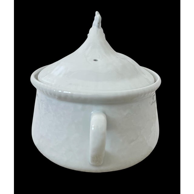 Apilco White Porcelain Covered Roaster / Casserole France Rooster Lid Oval Baker For Sale - Image 4 of 8