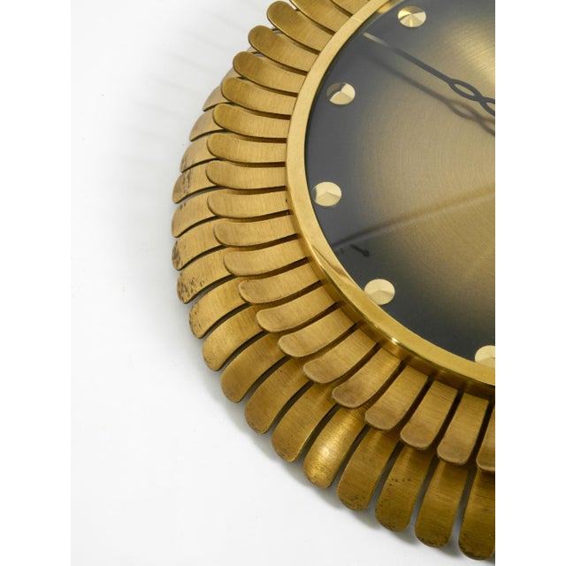 Mid-Century Sunburst Atlanta Universe Wall Clock in Brass with Mechanical Seven-Day Movement, 1950s For Sale - Image 12 of 18