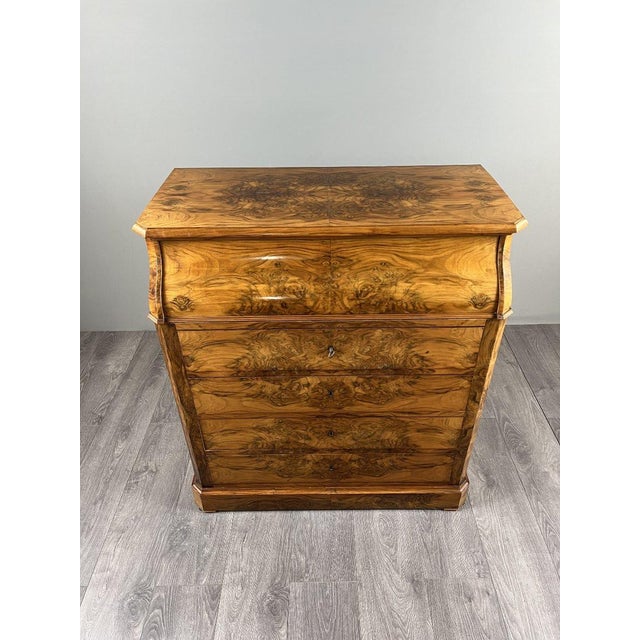 19th Century Walnut Dressing Table For Sale - Image 10 of 13