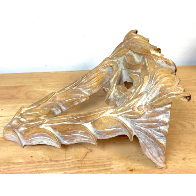 Gold Pair of Serge Roche–Style Palmette Wall Brackets / Shelves For Sale - Image 8 of 18