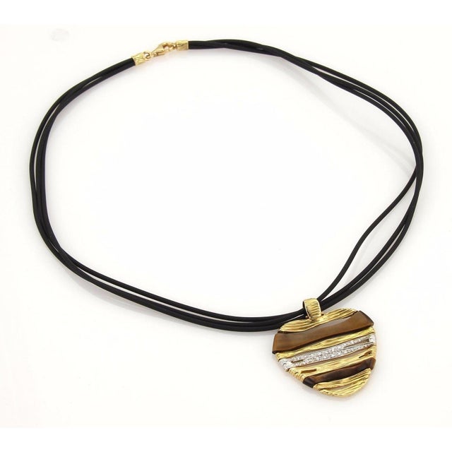 Contemporary Roberto Coin Diamond & Gem 18k Gold Heart Pendant Cord Necklace For Sale - Image 3 of 6