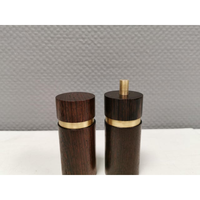 Danish Salt and Pepper Set in Wenge Wood and Brass by Svend Aage Petersen for Saap 1950s, Set of 2 For Sale - Image 4 of 11