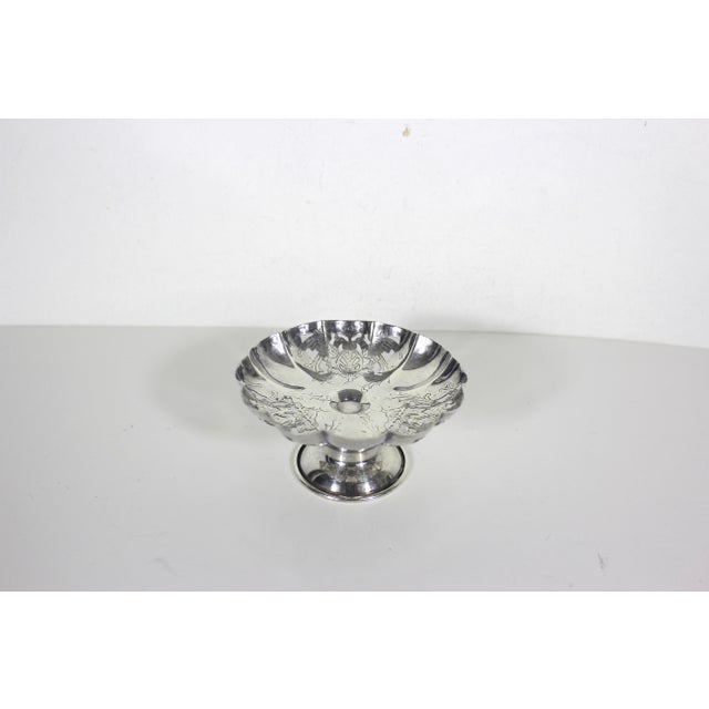 1910s 1910 Victorian Silver Plate Phoenix and Shield Ring or Candy Dish English Silverplate For Sale - Image 5 of 16