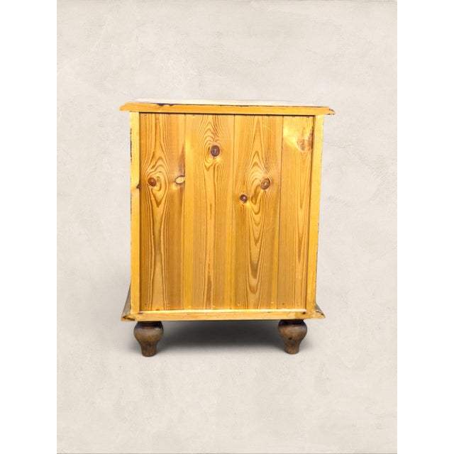 Vintage English Small Pine Chest of Drawers For Sale - Image 4 of 12