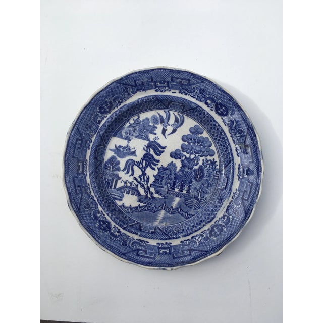 Early 19th Century Blue & White Willow Pattern Plate For Sale - Image 9 of 11