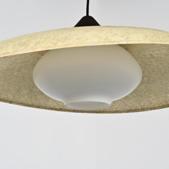 1960s Fiberglass Pendant Light by Louis Christiaan Kalff for Philips, 1960 For Sale - Image 5 of 16