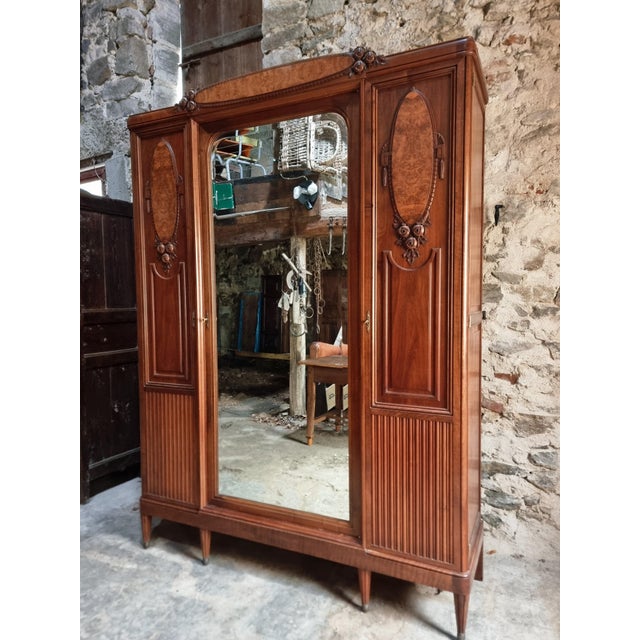 French Art Nouveau Wardrobe with Mirror in Walnut and Oak, 1890s For Sale - Image 11 of 18