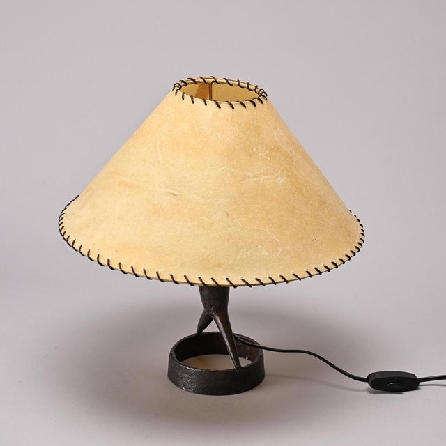 Hammered Iron Table Lamp by Léopold Gest, France, 1970 For Sale - Image 6 of 10