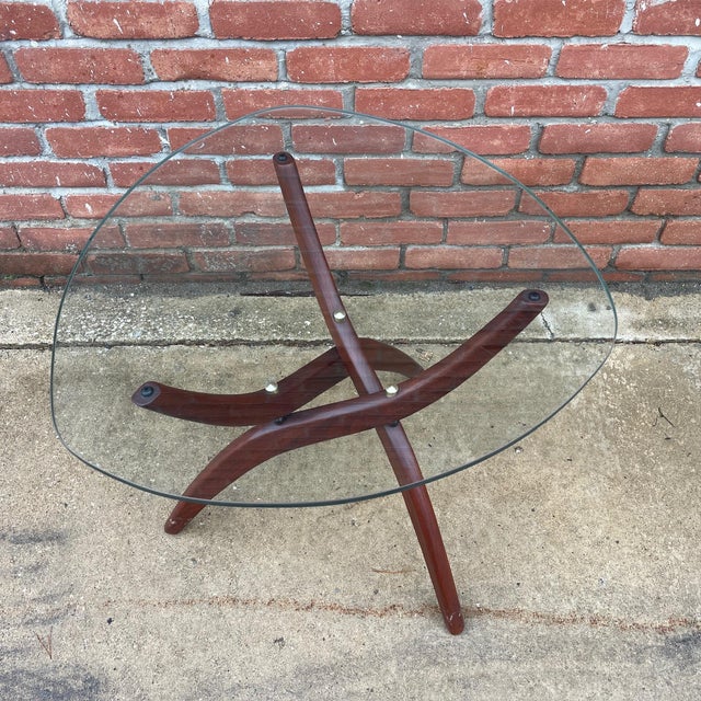 Wood Pair of Mid Century Modern Forest Wilson Walnut and Glass Side Tables For Sale - Image 7 of 11