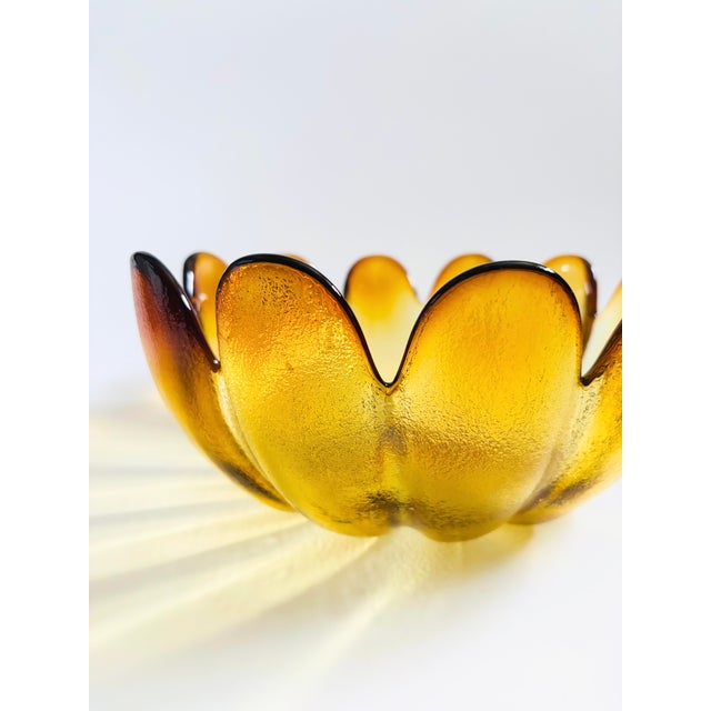 Indiana Glass Company Mid 20th Century Mid Century Modern Glass Lotus Petal Salad Bowl by Indiana Glass For Sale - Image 4 of 7