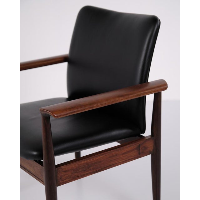 Black Diplomat 209 Armchair in Rosewood and Black Leather by Finn Juhl for France & Son, 1960s For Sale - Image 8 of 13