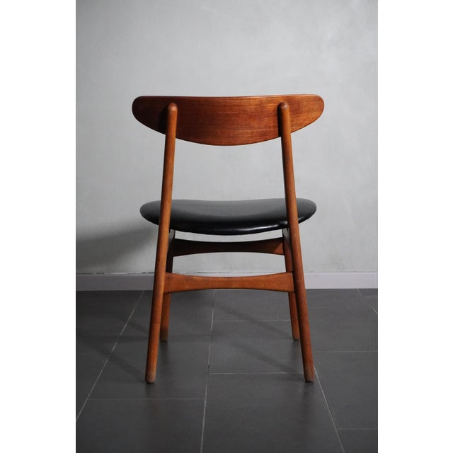 1960s CH 30 Chairs by Hans J. Wegner for Carl Hansen & Søn, Denmark, 1960, Set of 4 For Sale - Image 5 of 18