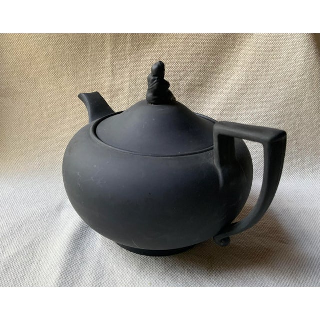 19th Century Wedgwood Black Basalt Sybil Teapot - Diplomat's Collection For Sale - Image 9 of 18