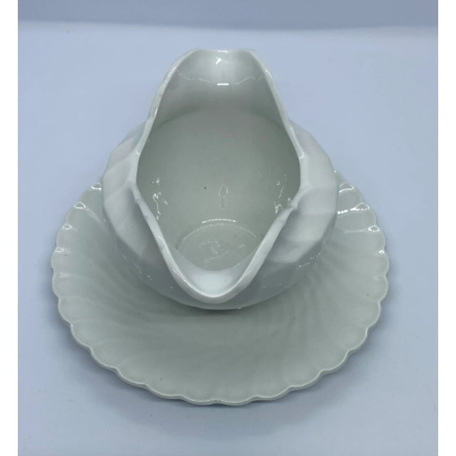 Burgess & Leigh 1960’s Burgess & Leigh Queens White Ironstone Gravy Boat With Attached Underplate For Sale - Image 4 of 8