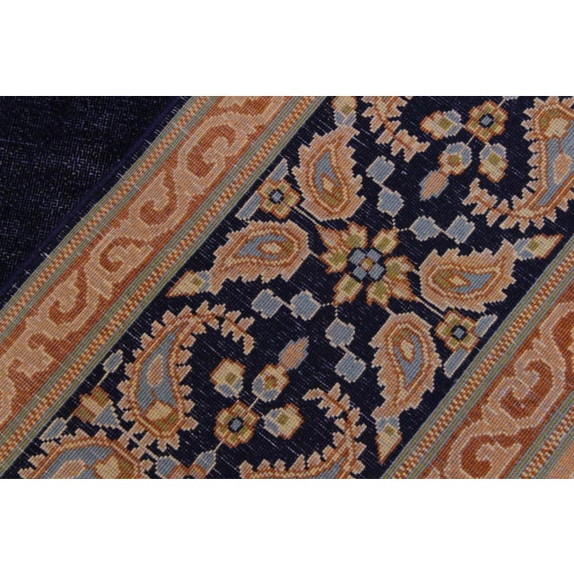 1990s Shabby Chic Vintage Distressed Wool Rug -9′10″ × 12′8″ For Sale In New York - Image 6 of 8