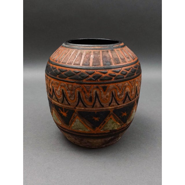 Berkshire Pottery Gertraud Stosiek Signed Vintage Mid Century Modern Art Vase Measures approximately 7 3/8" diameter, 7...