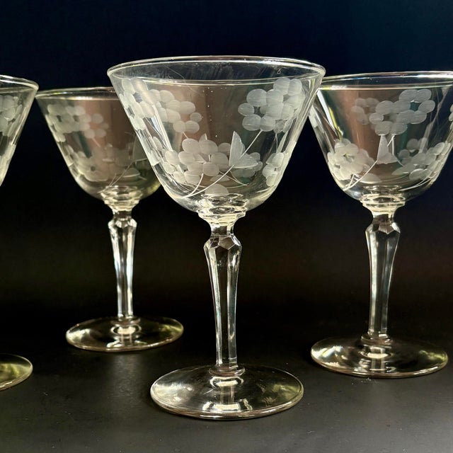 Gorgeous set of 4 champagne coupes/sherbet glasses by Libbey in the iconic Embassy pattern, dating to the 1950s. These...