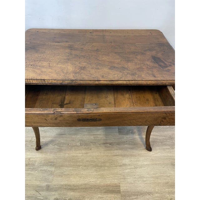 Louis XV Walnut Writing Table, 1750 For Sale - Image 11 of 12