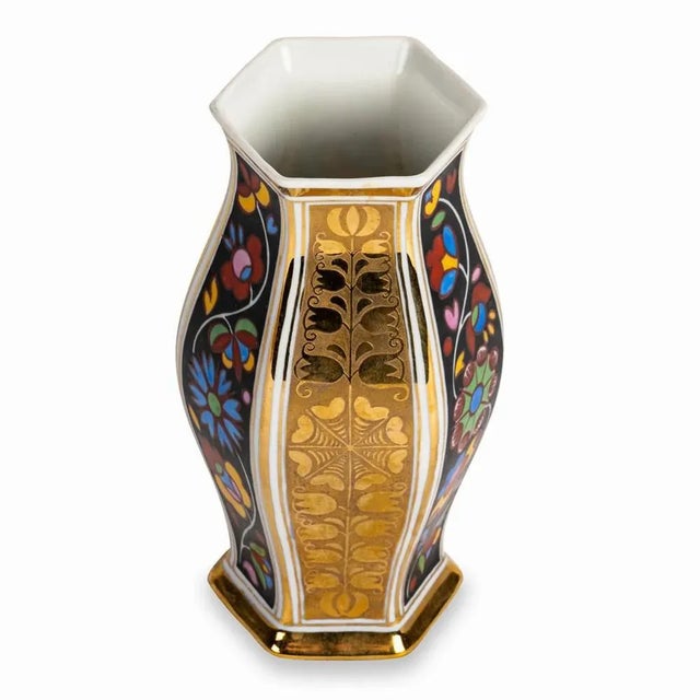 Folk Vase in Porcelain from Lidová Malírna, 1920s For Sale - Image 3 of 9