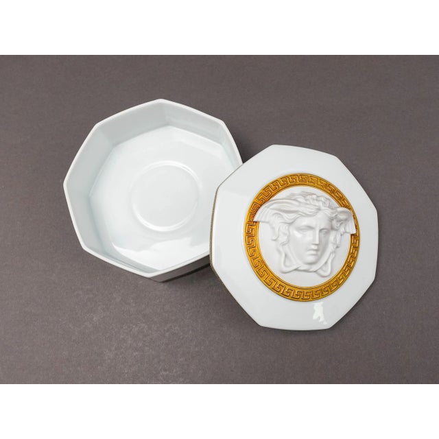 White Vintage Versace Rosenthal Gorgona Medusa Gold Greek Key Porcelain Trinket Jewelry Box For Sale - Image 8 of 10