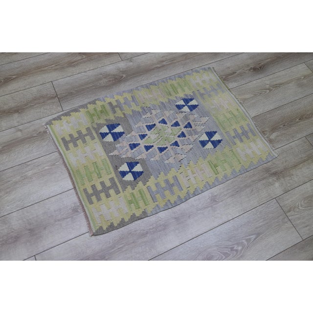 Rustic 1980s Vintage Geometric Anatolian Kilim For Sale - Image 3 of 9