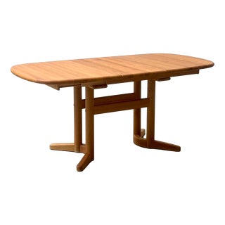Danish Handcrafted Extendable Dining Table in Alder Wood, 1980s For Sale