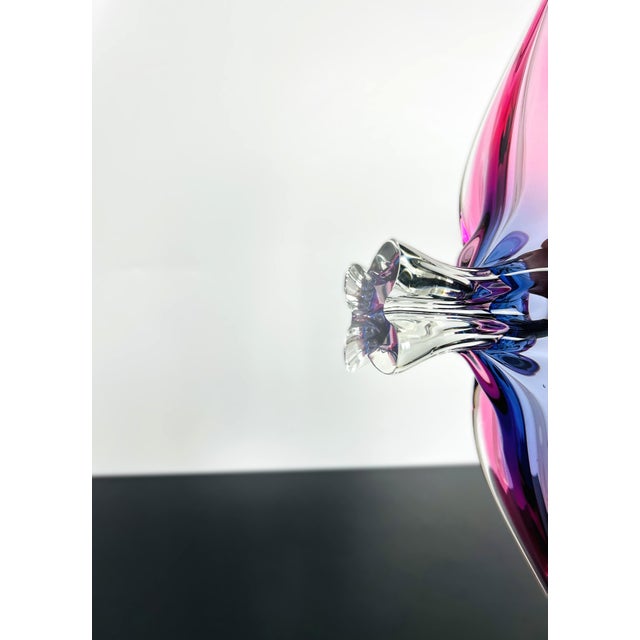 Pink and Purple Art Glass Centerpiece Bowl for Chřibská, Czechoslovakia, 1960s For Sale - Image 11 of 12