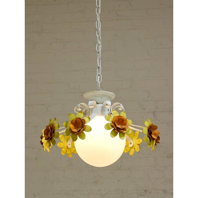 Mid 20th Century Vintage and Orange Flower Chandelier 1960s For Sale - Image 5 of 9