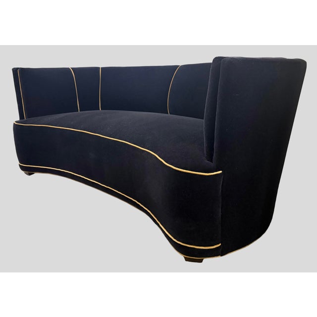 Postmodern Custom Curved Black Mohair Sofa With Contrast Piping by Danny Cannon Custom Upholstery For Sale - Image 3 of 4