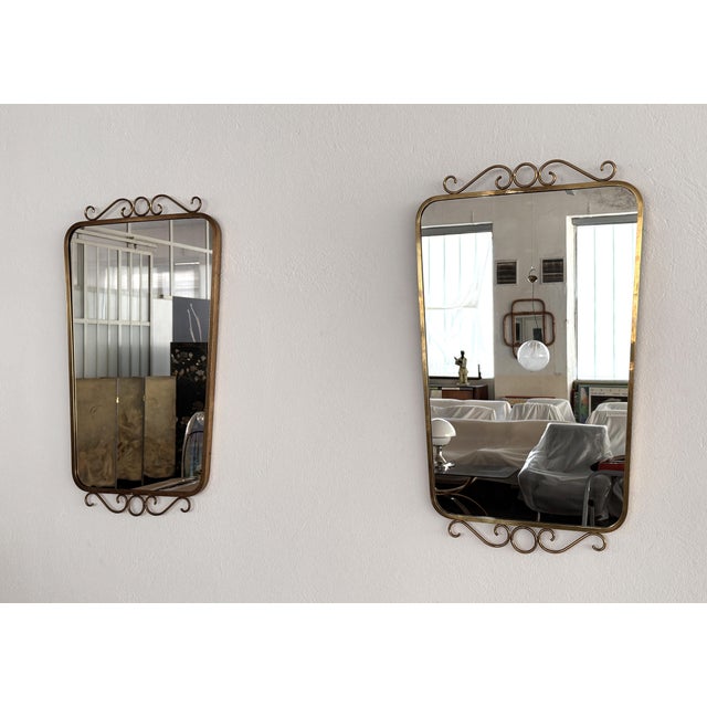 Gold Mid-Century Italian Brass Wall Mirror with Decorations in the style of Gio Ponti, 1970s For Sale - Image 8 of 15