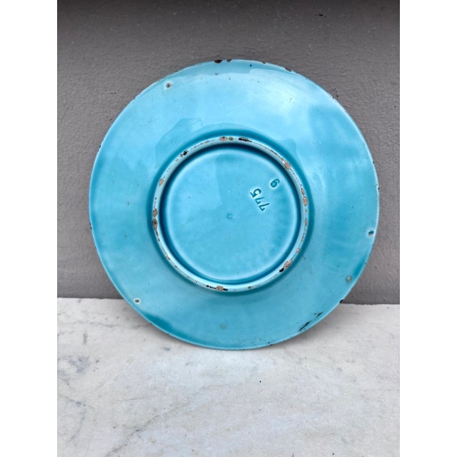 Villeroy & Boch Small Majolica Strawberries Plate Villeroy & Boch Circa 1900 For Sale - Image 4 of 4