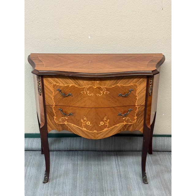 Louis XV Style Chest of Drawers For Sale - Image 4 of 12