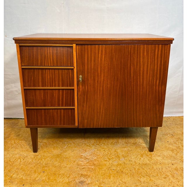 Small Mid-Century Modern Danish Teak Sideboard, 1960, in Restored conditions. Designed 1960 to 1969