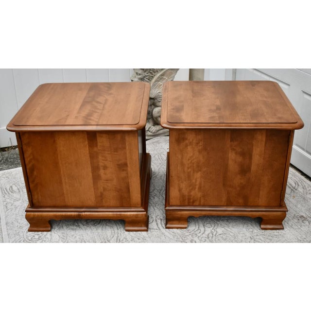 American Vintage Ethan Allen Pair of Maple Louvered Door Side/End Tables/Nightstands For Sale - Image 3 of 13