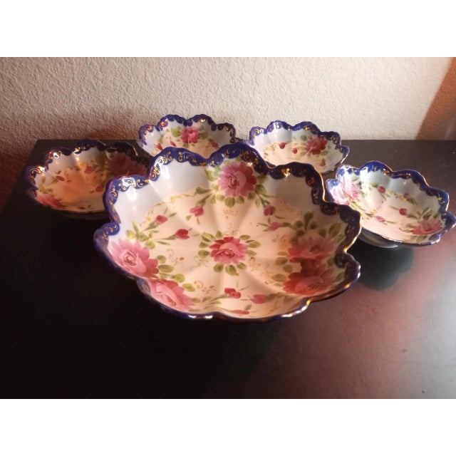 Ceramic 1960s Floral & Gilded Berry Bowl & Serveware Set- 5 Pieces For Sale - Image 7 of 7