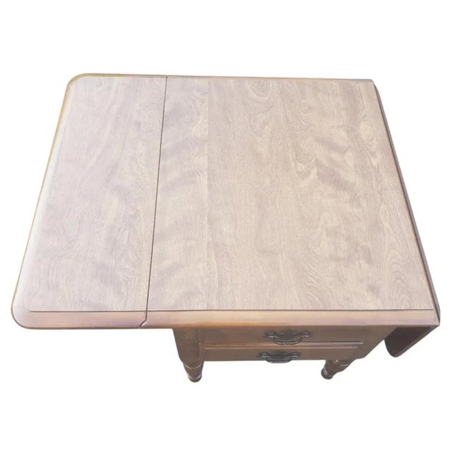 Vintage Ethan Allen Colonial Tiger Maple Drop Leaf Side Table, Circa 1960s For Sale In Washington DC - Image 6 of 10