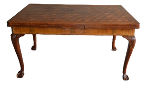 Extendable Table in Walnut with Oak Inlay