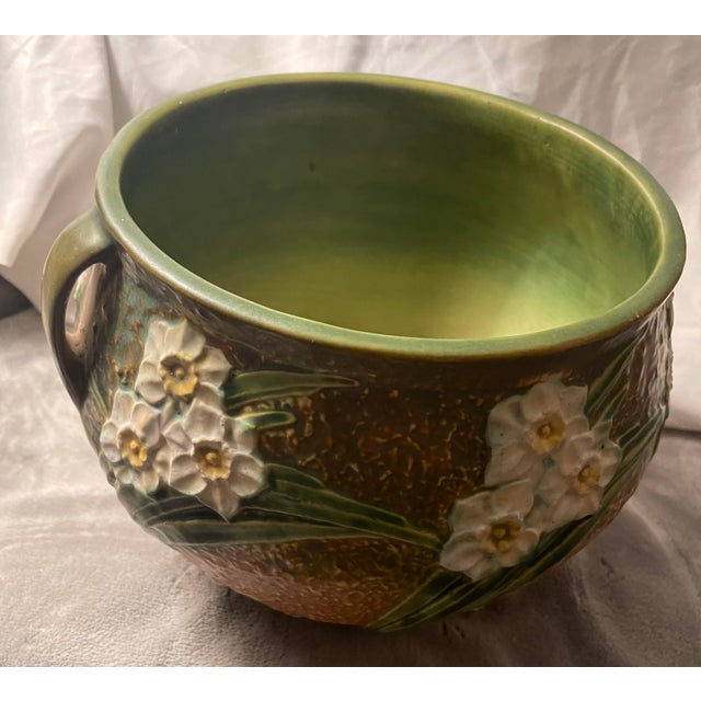 Roseville Jonquil Jardiniere Planter Large VTG 1931 Textured Brown Green Floral 621-10, Attributed For Sale - Image 12 of 12
