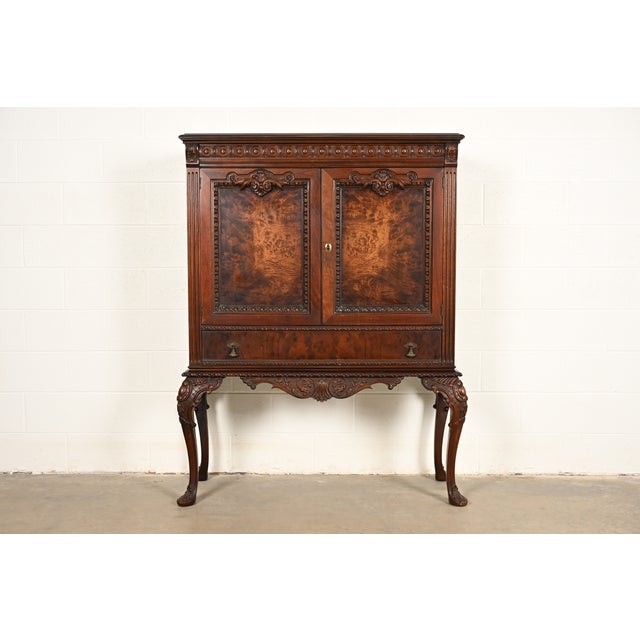 Berkey & Gay Style Antique Chippendale Carved Walnut and Burl Wood Bookcase or Bar Cabinet, Circa 1920s For Sale - Image 18 of 18