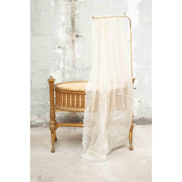 19th Century French Napoleon III Cradle in Carved & Gilt Wood For Sale - Image 13 of 14