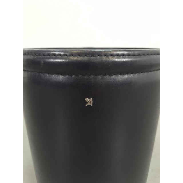 Black Saddle Leather Wastebasket in the style of Jacques Adnet, 1960s For Sale - Image 12 of 14