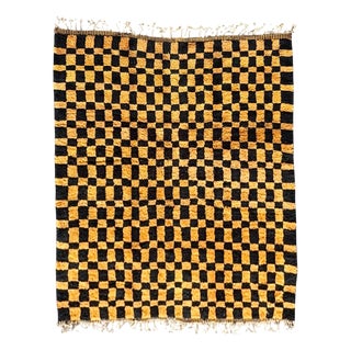 Large Moroccan Mrirt Rug in Hand-Knotted Black and Ochre Checkerboard Patterned Wool, 1990s For Sale