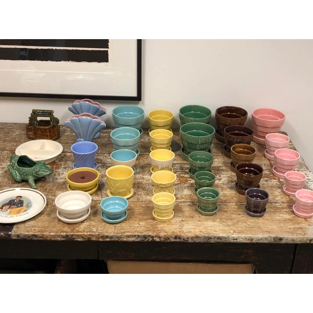 Mid 20th Century McCoy Pottery 1940s - 1960s Small "Light Brown" Mid-Century Flower Pot and Saucer For Sale - Image 5 of 6