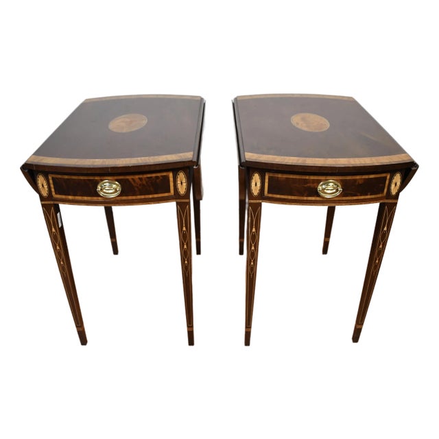 1980 Stickley English Sheraton Style Mahogany Drop-Leaf Pembroke Side End Tables For Sale