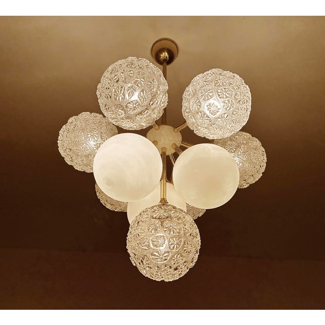 Large Italian Space Age Pendant Light in Glass, 1960s For Sale - Image 14 of 18