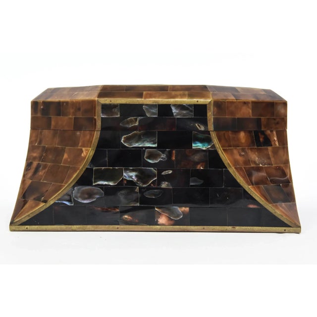 Maitland - Smith Vintage Maitland Smith Abalone, Horn, Stone and Wood Hinged Large Octagonal Box Rare For Sale - Image 4 of 11