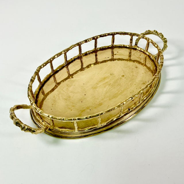 Mid-Century Hollywood Regency Coastal Boho Chic Oval Faux Bamboo Brass Tray, Mottahedeh Attributed For Sale - Image 6 of 13