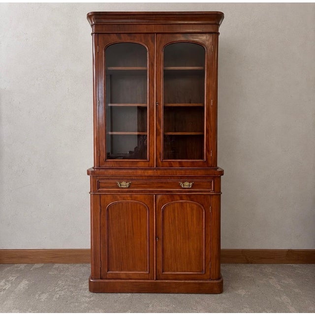 20th Century Two-Part Cabinet in Mahogany For Sale - Image 9 of 9