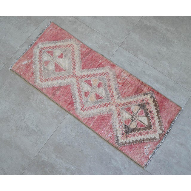 Vintage Faded Pink Turkish Rug 1x3 Hand Knotted Small Boho Mat Wool Runner Decor For Sale - Image 10 of 11