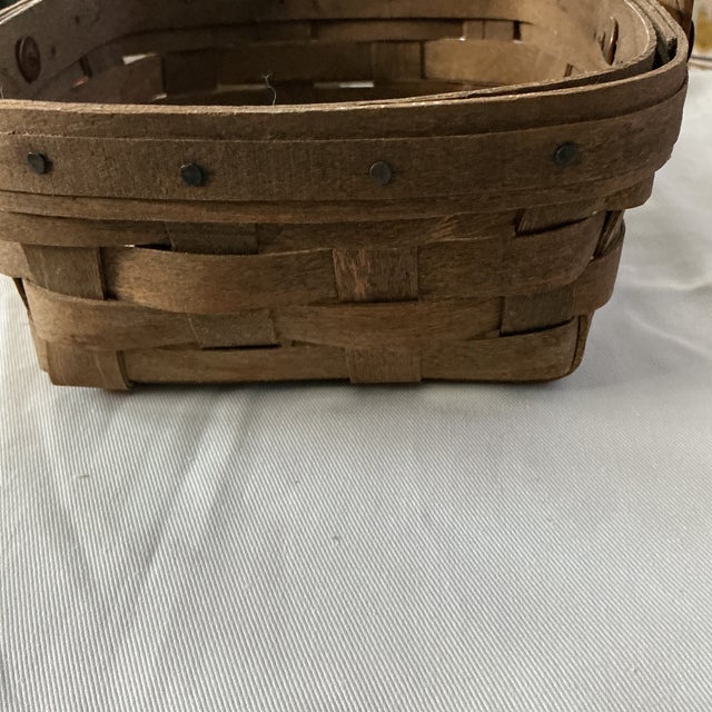 Wood Longaberger Signed Vintage Medium Berry Basket, Hand Woven Maple Wood, 1980s For Sale - Image 7 of 18